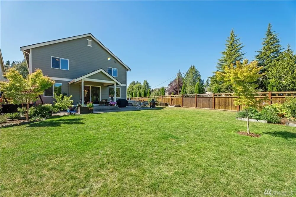 16208 3rd Ave S, Burien, WA 98148