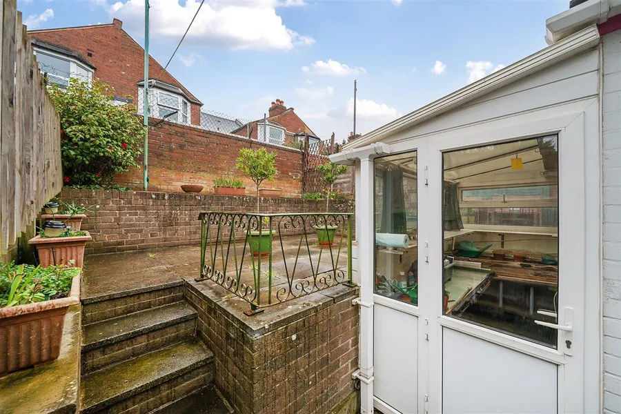 Property Image 16