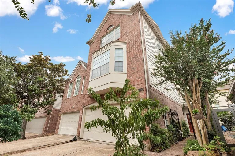 1202 Joe Annie St, Houston, TX 77019
