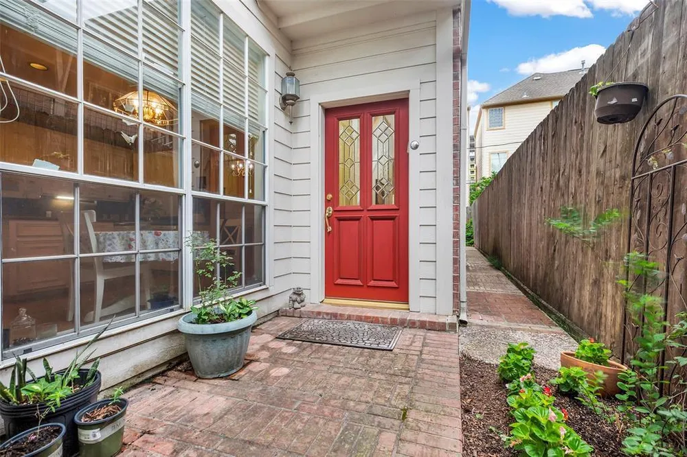 1202 Joe Annie St, Houston, TX 77019