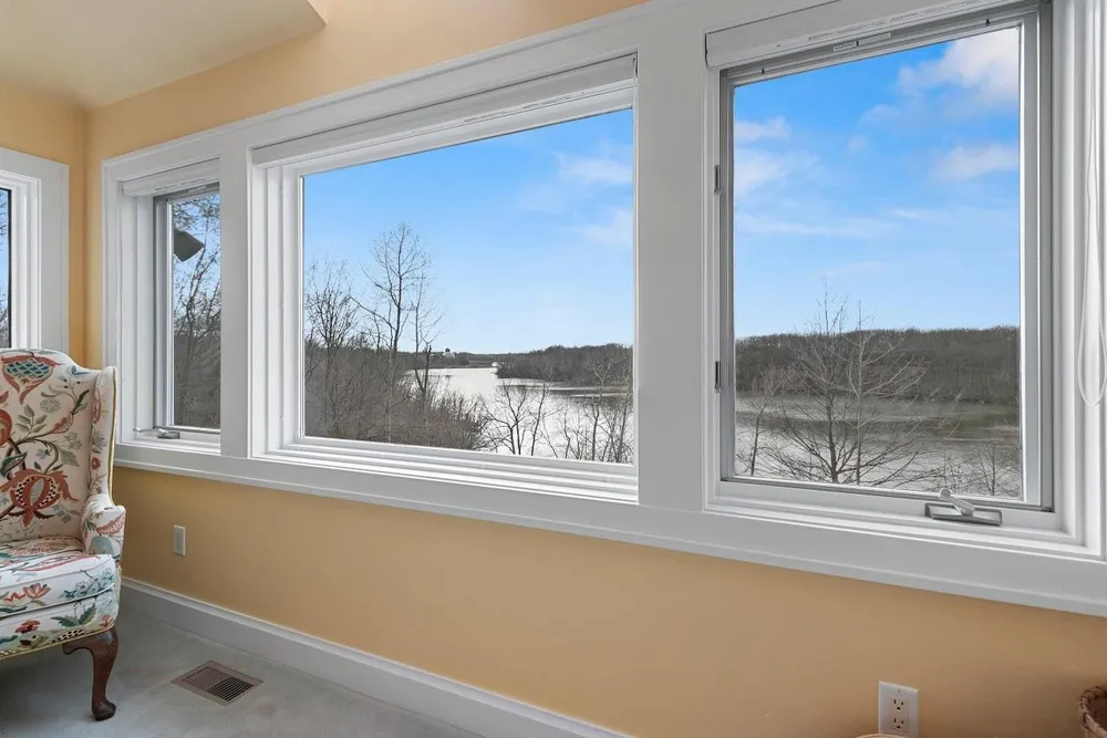 17 Briarcliff Ct, Appleton, WI 54915