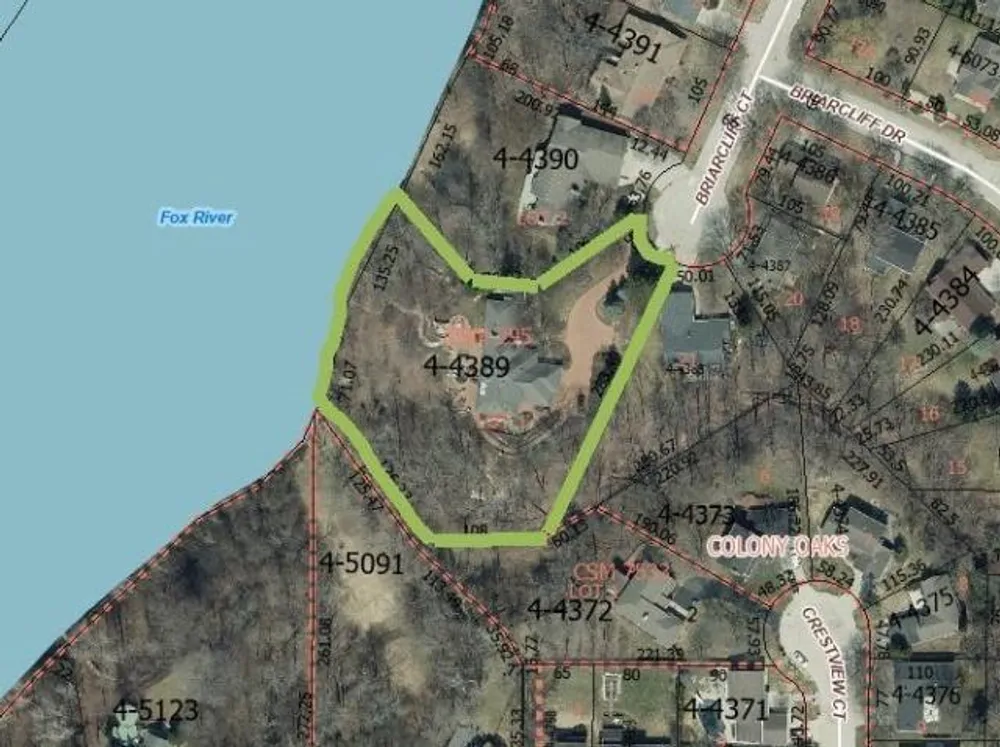 17 Briarcliff Ct, Appleton, WI 54915