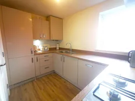 Dowsell Way, Yate, Bristol thumb 3