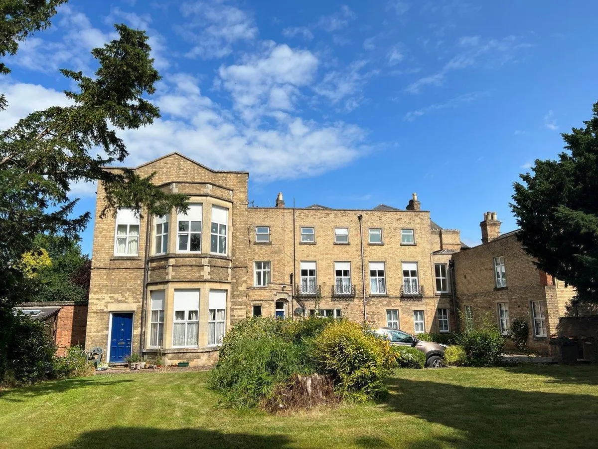 2 KIRBY HALL, KIRBY BELLARS, MELTON MOWBRAY