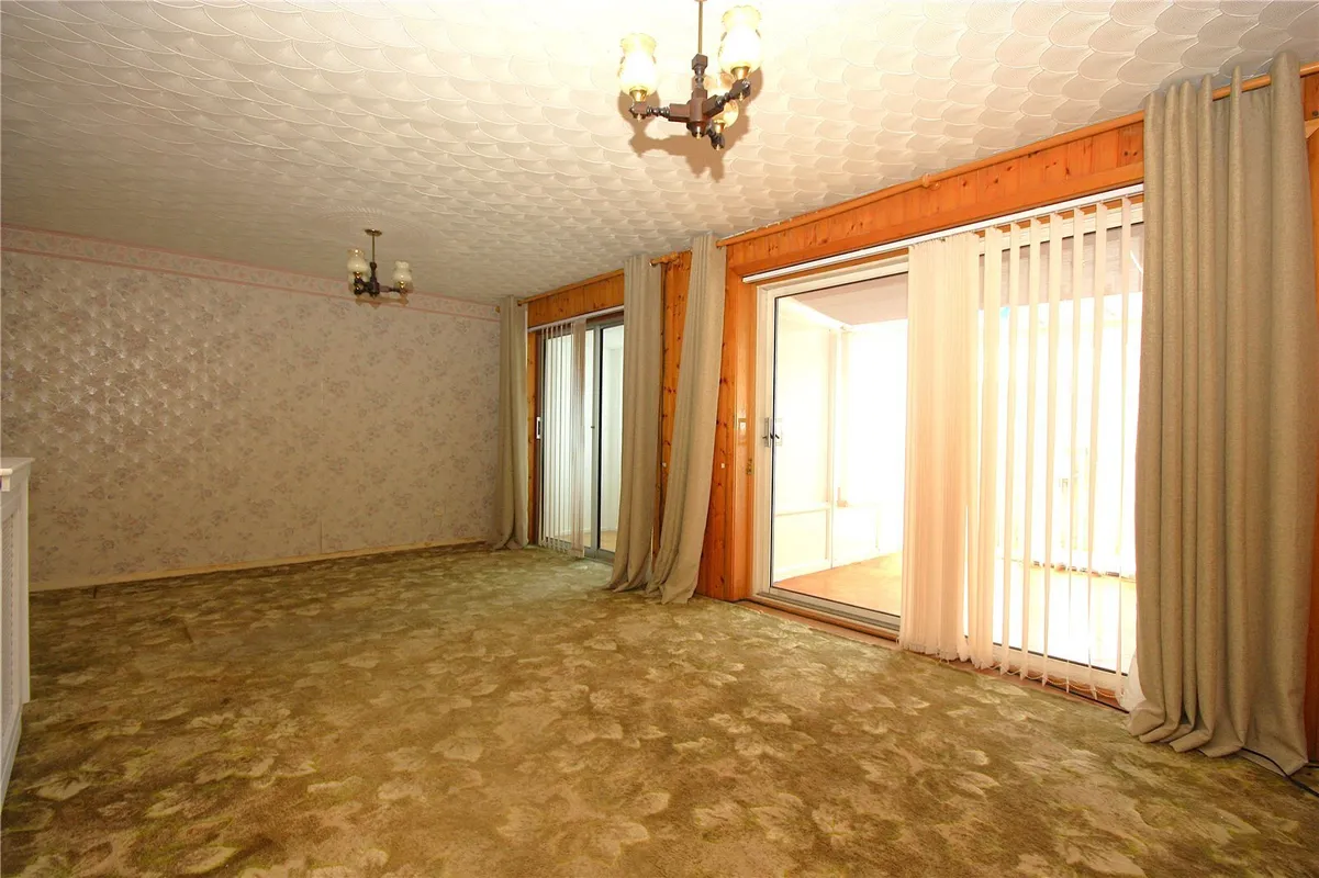 Sunnyside Walk, Havant, Hampshire, PO9
