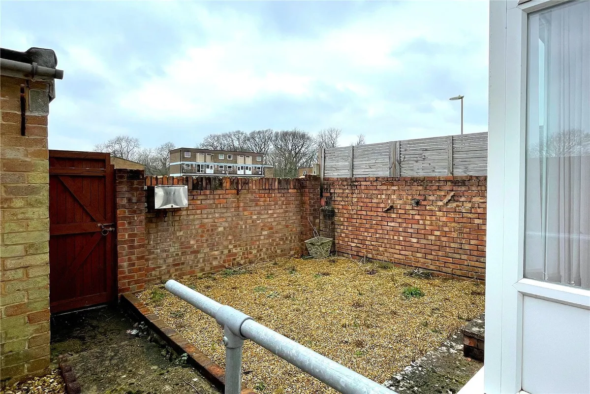 Sunnyside Walk, Havant, Hampshire, PO9