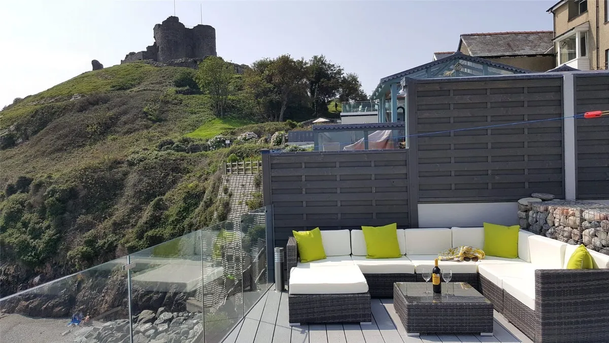 Castle Street, Criccieth, Gwynedd, LL52