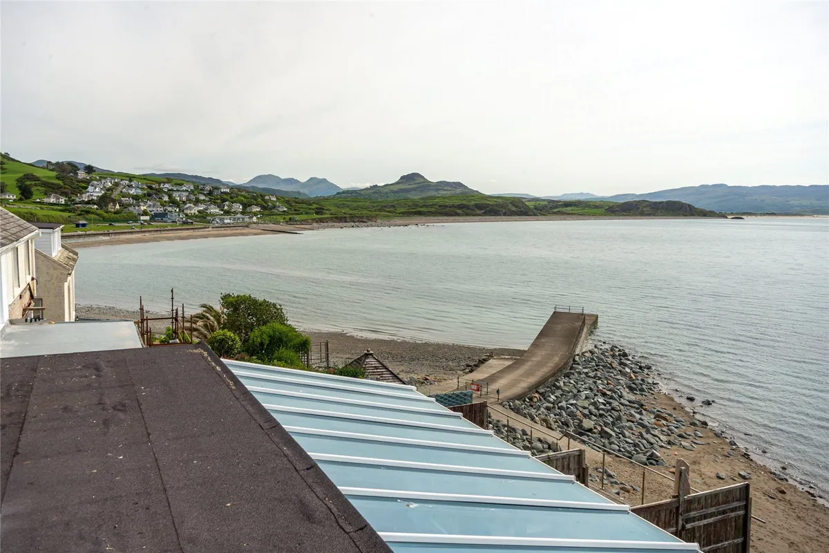 Castle Street, Criccieth, Gwynedd, LL52
