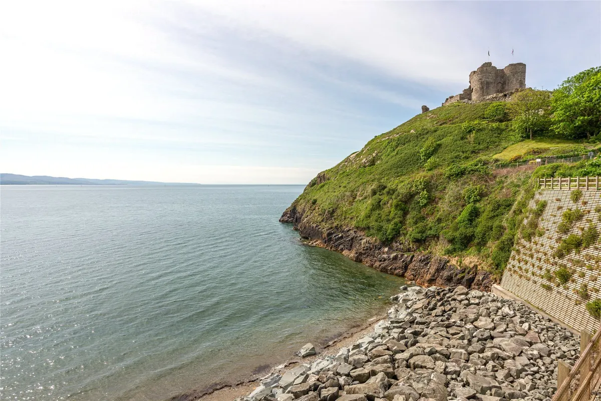 Castle Street, Criccieth, Gwynedd, LL52