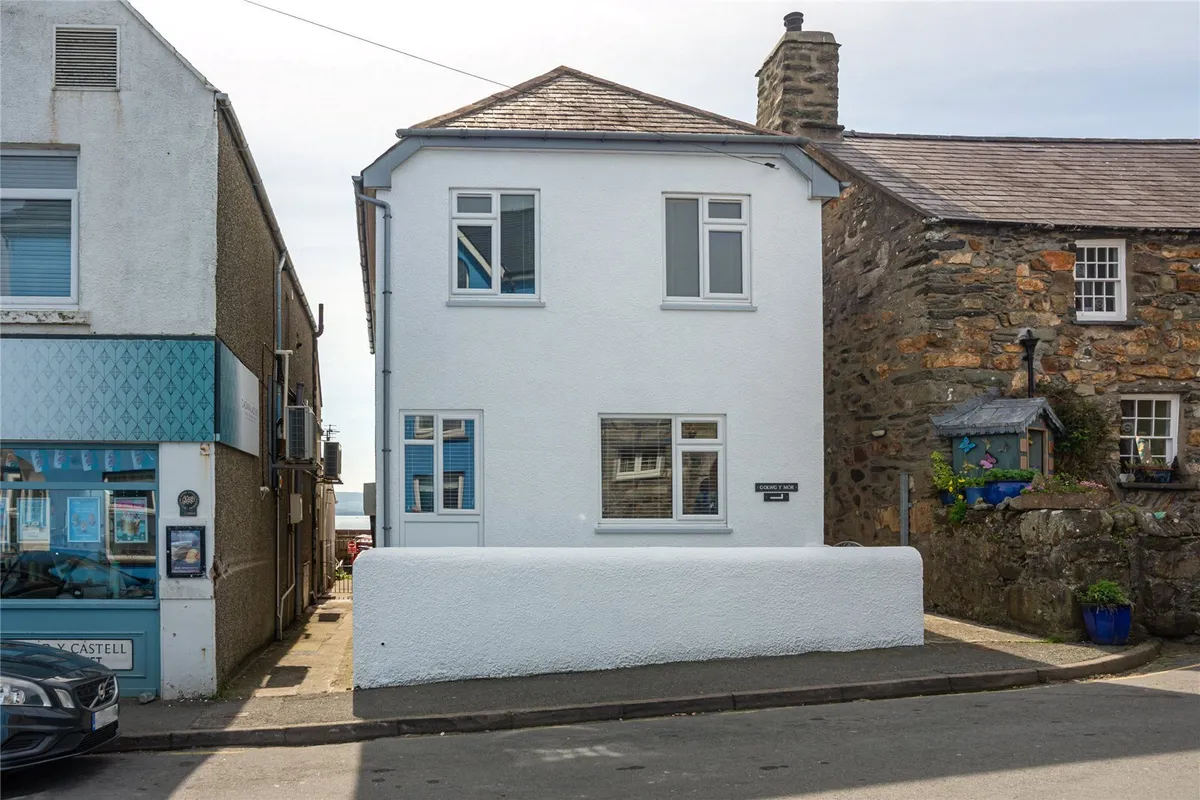 Castle Street, Criccieth, Gwynedd, LL52