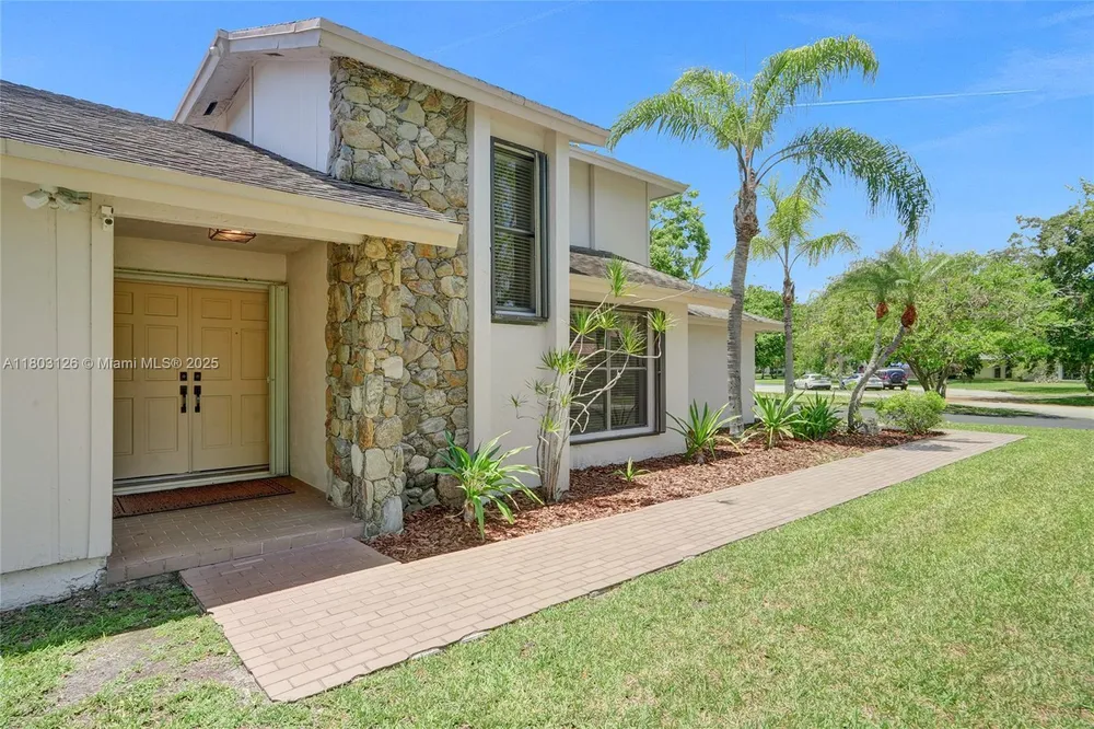 14940 SW 164th Terrace, Miami, FL 33187