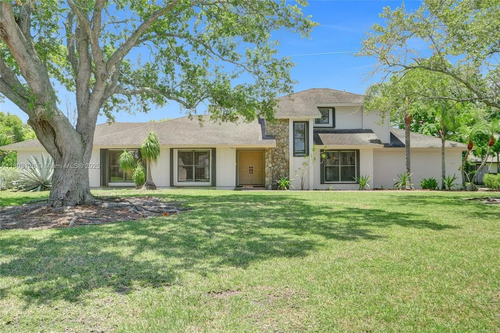 14940 SW 164th Terrace, Miami, FL 33187