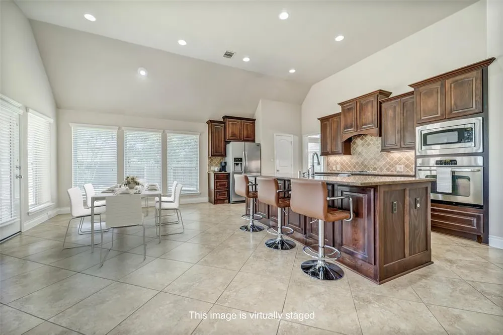 17638 Cleeves Dr, Richmond, TX 77407