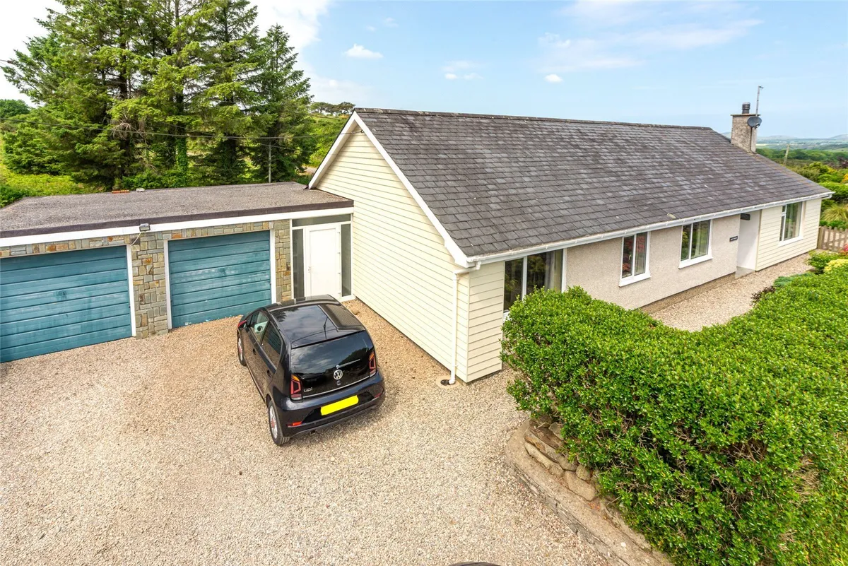 Llanbedrog, Pwllheli, Gwynedd, LL53