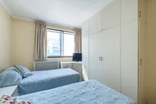 Grosvenor Road, London, SW1V photo 8