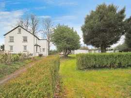 Winterslow Road, Porton, SALISBURY thumb 3