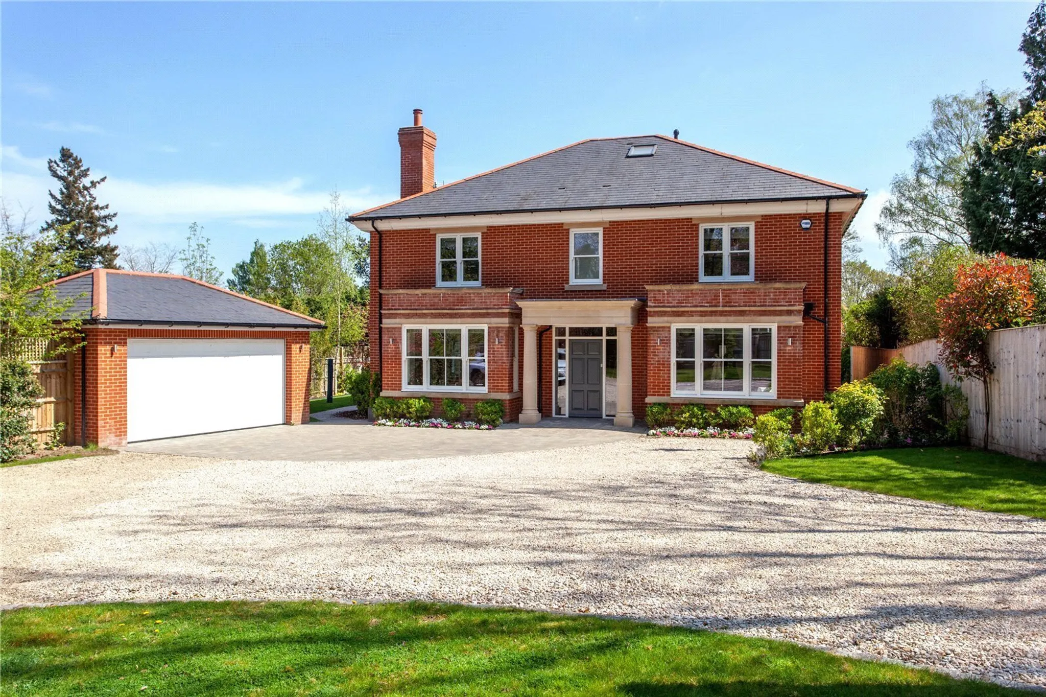 Reading Road, Henley-On-Thames, Shiplake, Oxfordshire, RG9
