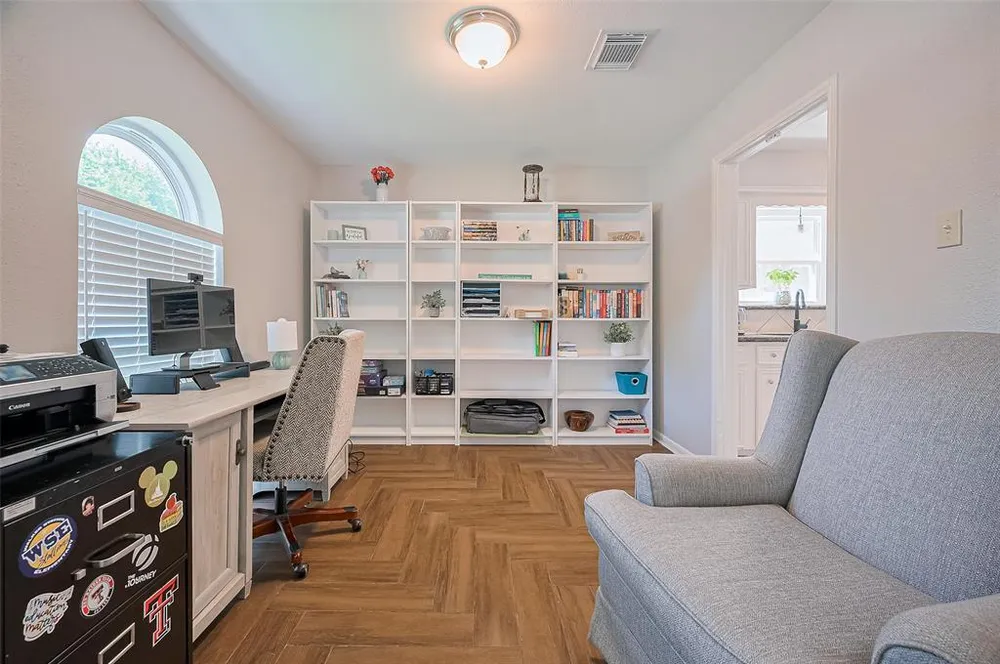 2322 Joel Wheaton Rd, Houston, TX 77077