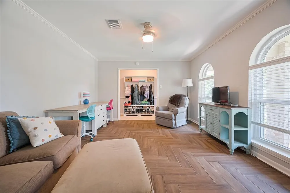 2322 Joel Wheaton Rd, Houston, TX 77077