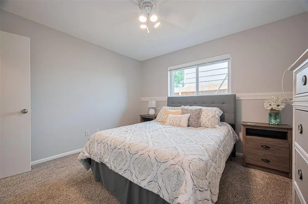 2322 Joel Wheaton Rd, Houston, TX 77077