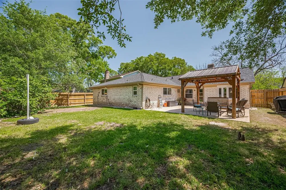 2322 Joel Wheaton Rd, Houston, TX 77077