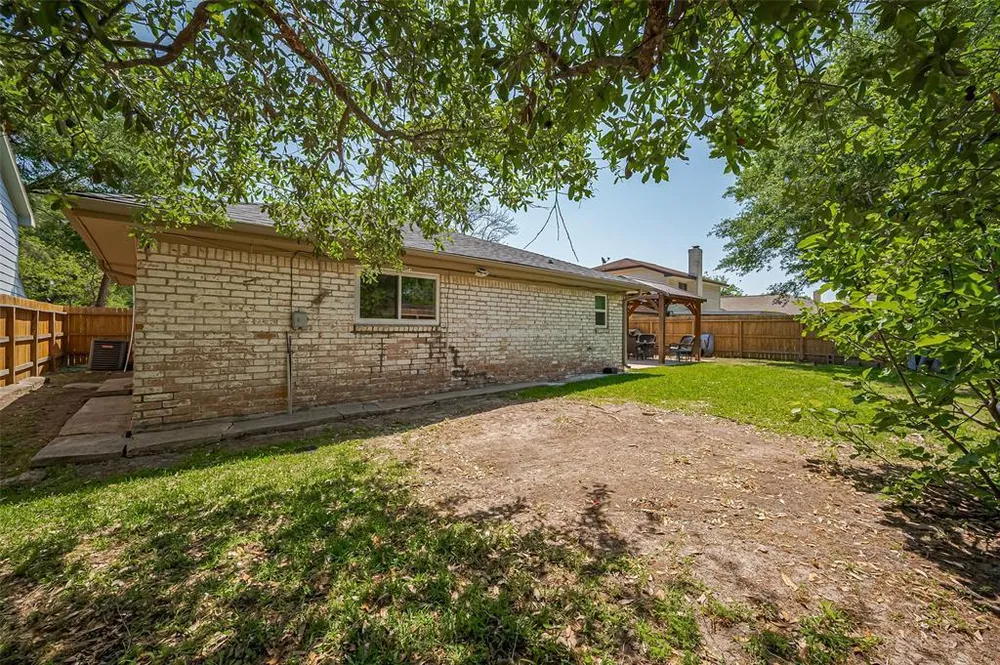 2322 Joel Wheaton Rd, Houston, TX 77077