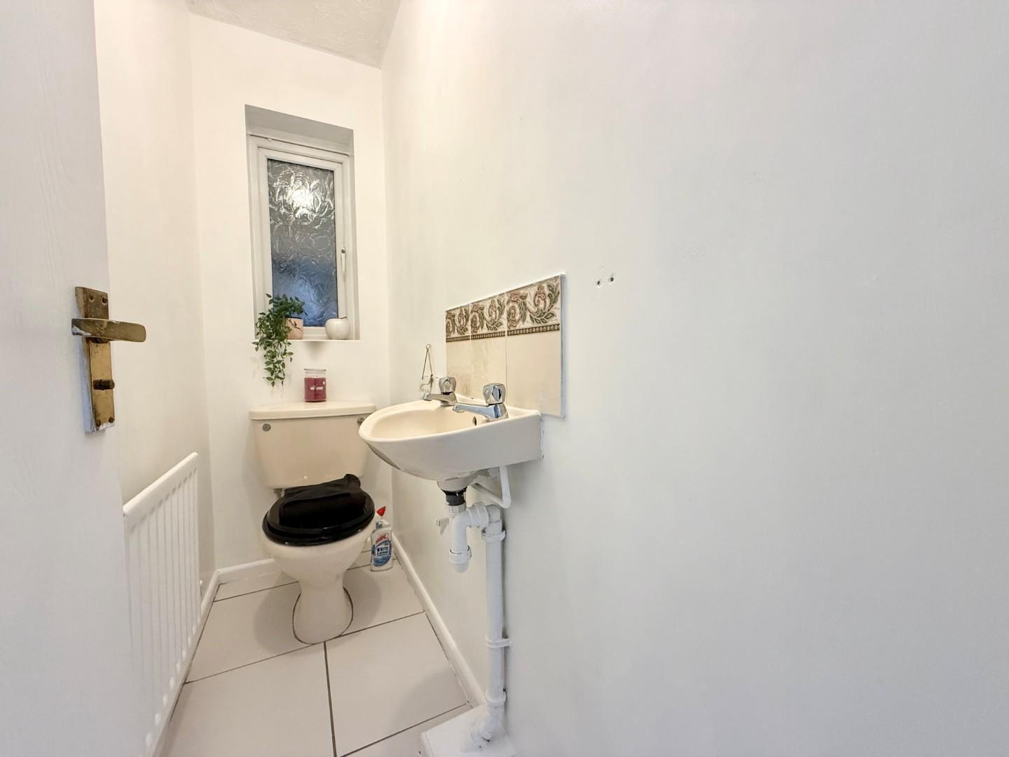 Cottesbrooke Gardens, East Hunsbury, Northampton Image 14