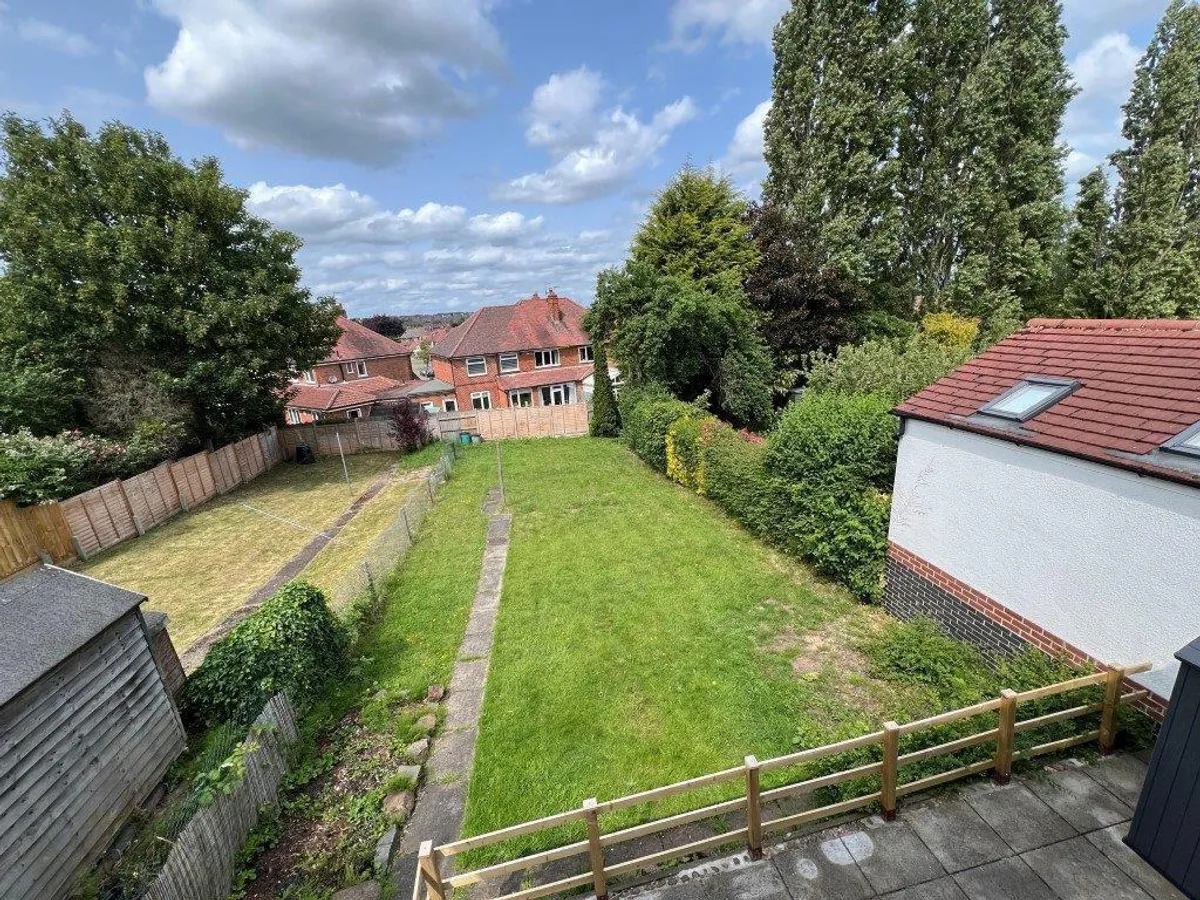JOHNSON ROAD, BIRSTALL