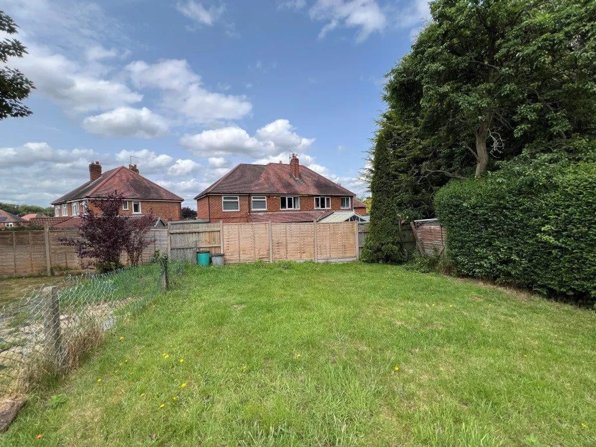JOHNSON ROAD, BIRSTALL