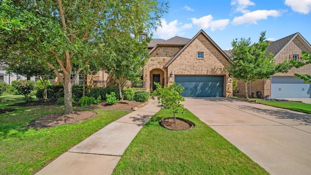 810 Sunbeam Creek Ct, Richmond, TX 77406