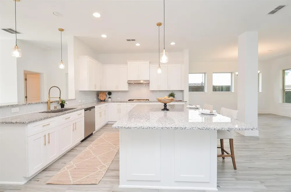 810 Sunbeam Creek Ct, Richmond, TX 77406