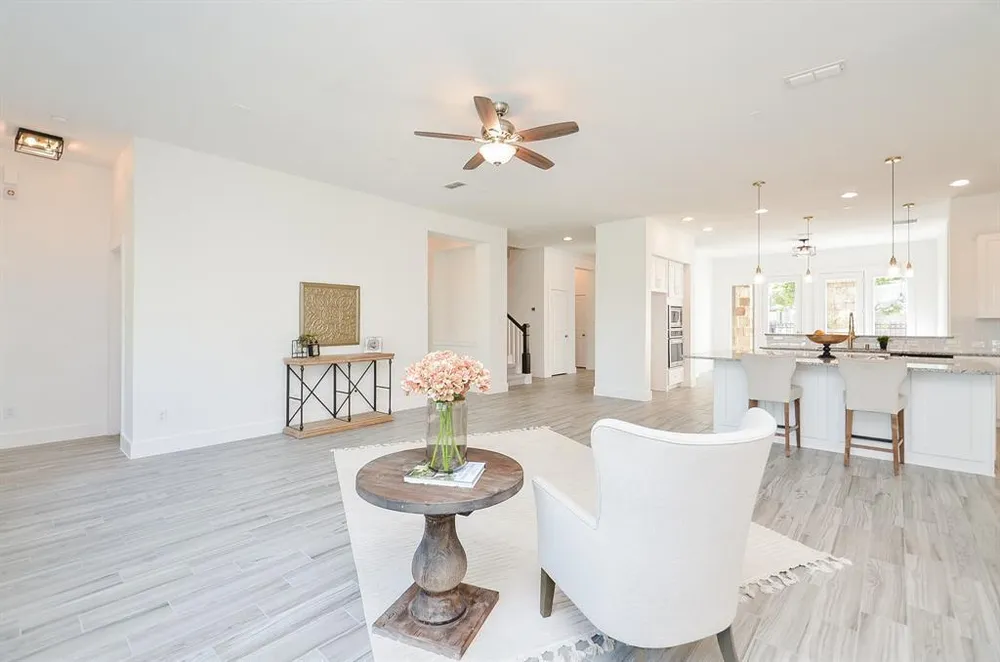 810 Sunbeam Creek Ct, Richmond, TX 77406