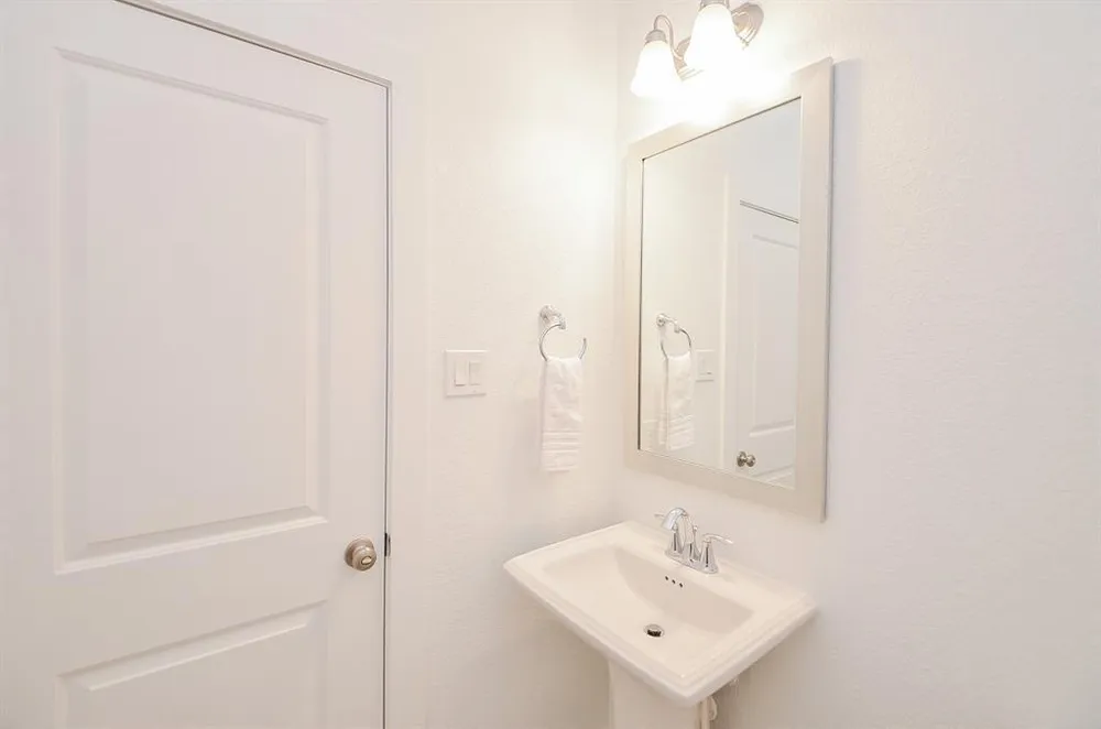 810 Sunbeam Creek Ct, Richmond, TX 77406