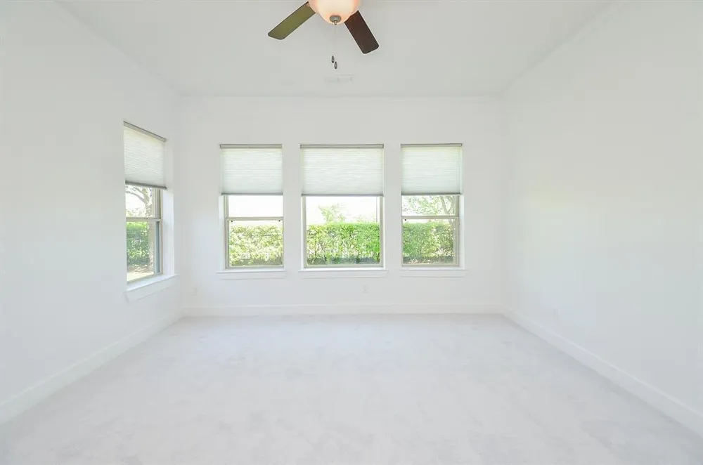 810 Sunbeam Creek Ct, Richmond, TX 77406