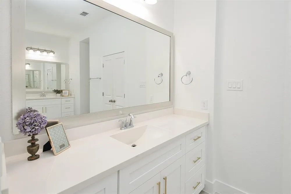 810 Sunbeam Creek Ct, Richmond, TX 77406