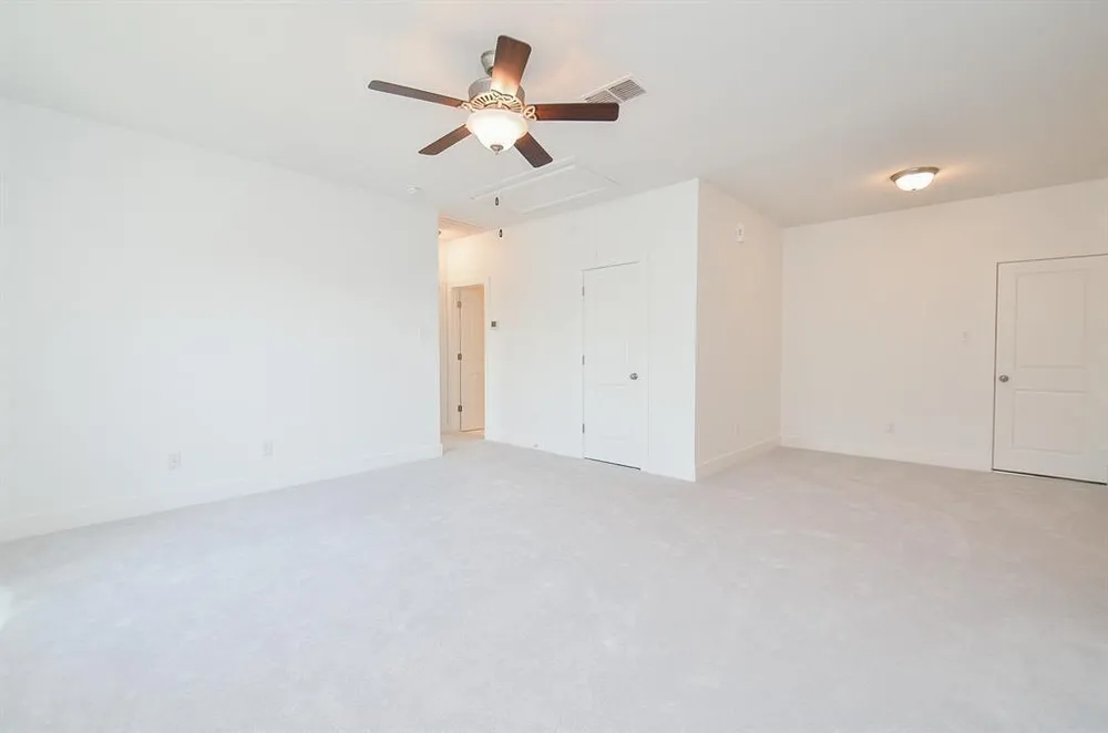 810 Sunbeam Creek Ct, Richmond, TX 77406