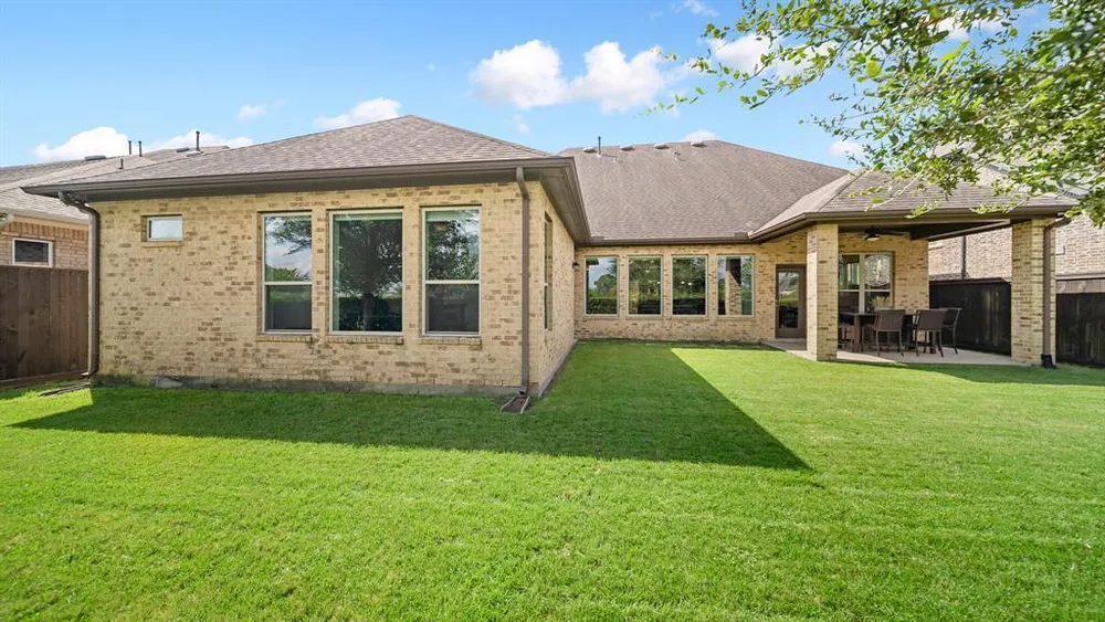 810 Sunbeam Creek Ct, Richmond, TX 77406