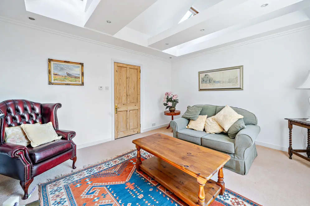 5 Montpellier Parade, Cheltenham, GL50 photo 2