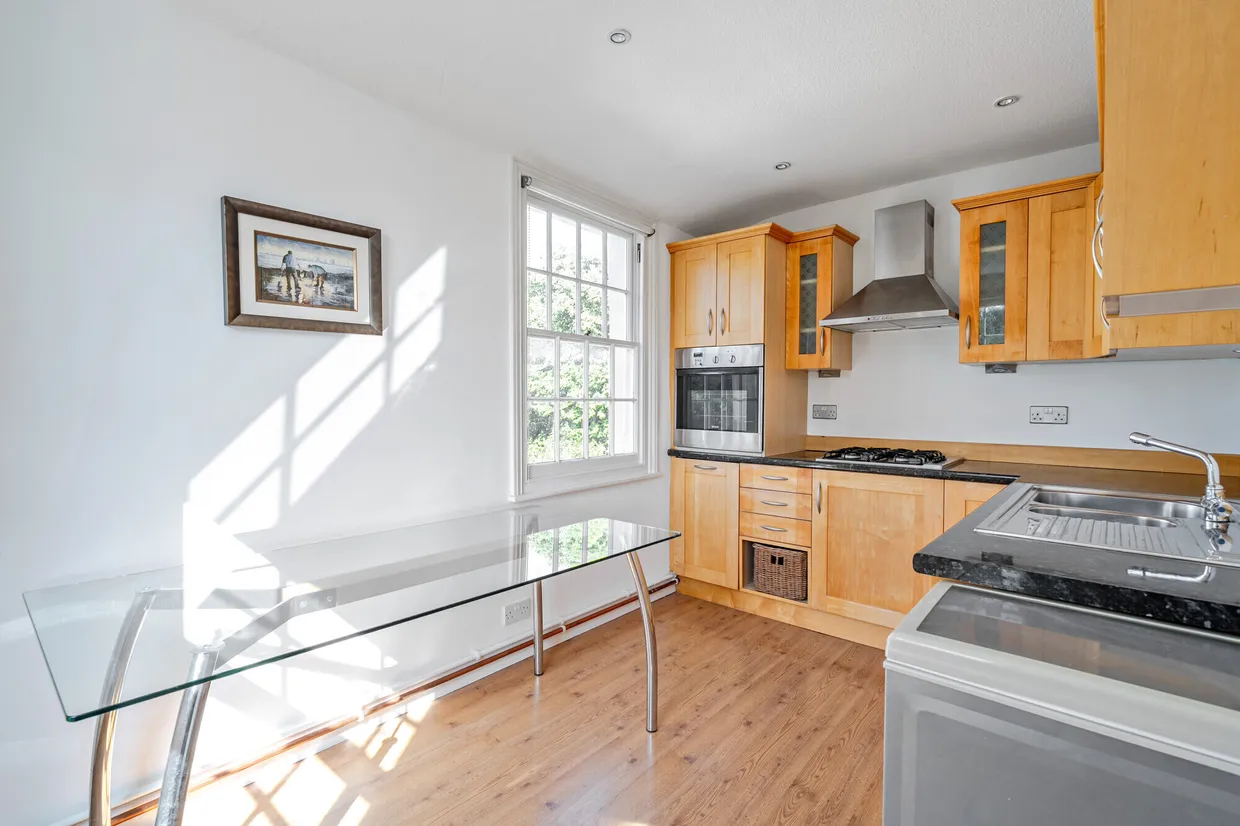 5 Montpellier Parade, Cheltenham, GL50 photo 3