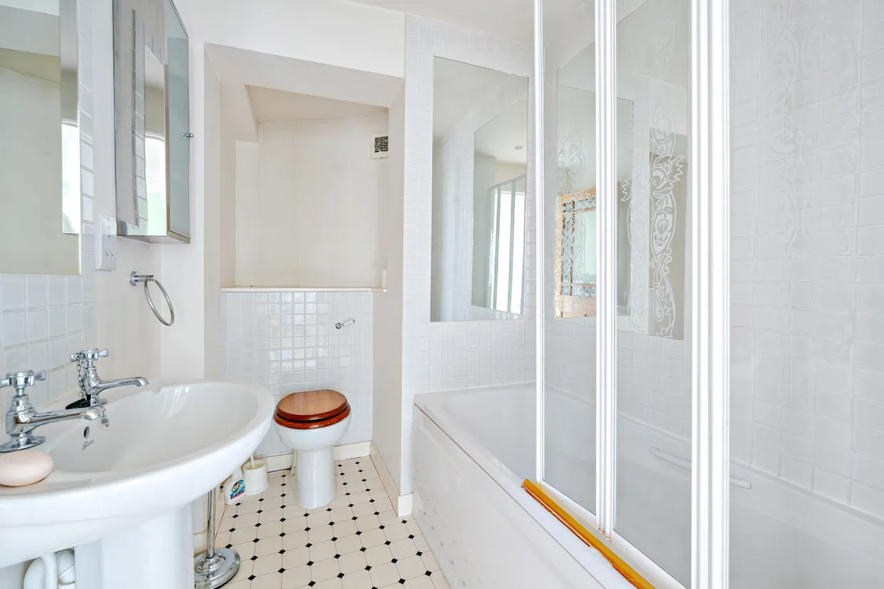 5 Montpellier Parade, Cheltenham, GL50 photo 6