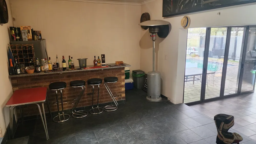 South Africa, Gauteng, Wychwood, Japonica Road, 9
