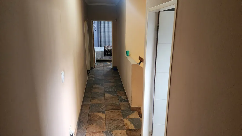South Africa, Gauteng, Wychwood, Japonica Road, 9