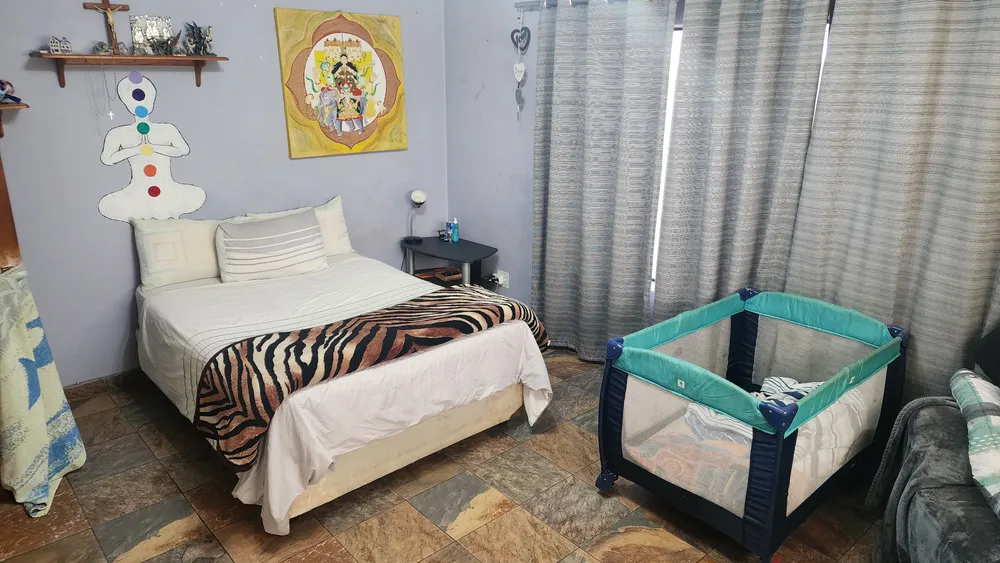 South Africa, Gauteng, Wychwood, Japonica Road, 9