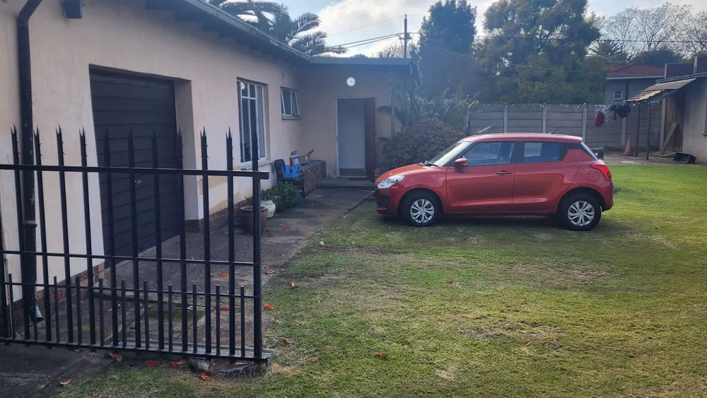 South Africa, Gauteng, Wychwood, Japonica Road, 9