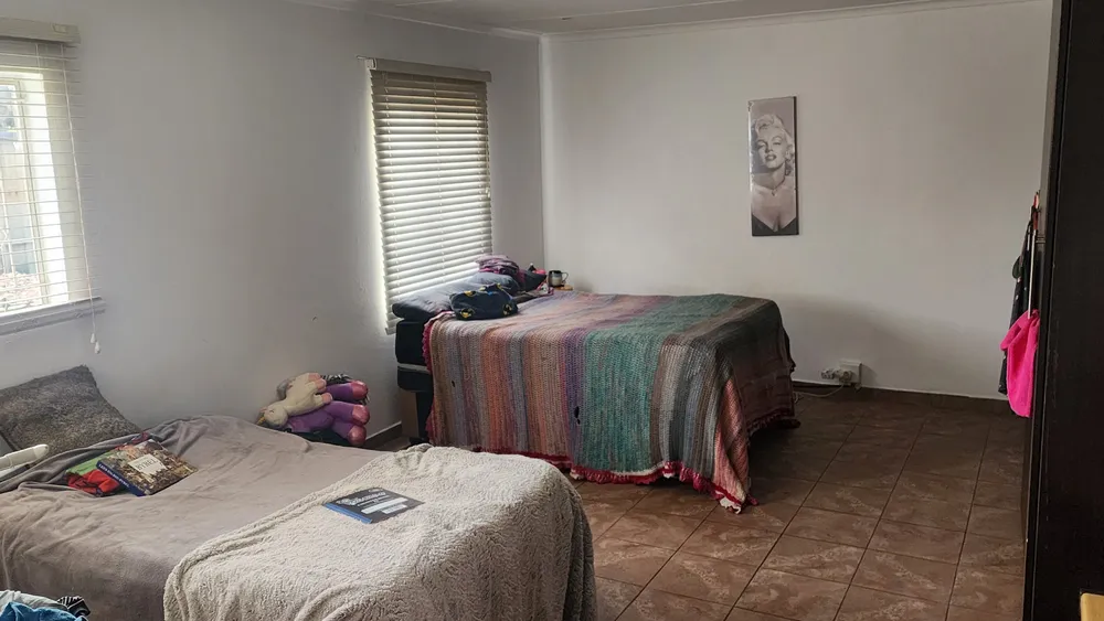 South Africa, Gauteng, Wychwood, Japonica Road, 9