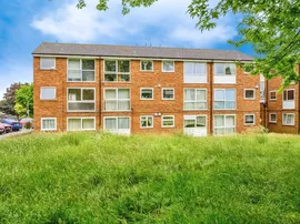 Burns Drive, Hemel Hempstead photo