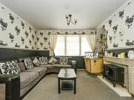 Frobisher Drive, Swindon thumb 2