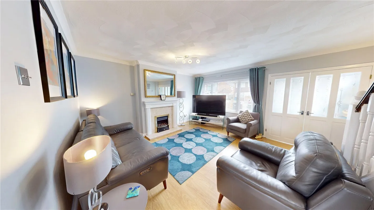 Regan Close, Stanford-le-Hope, Essex, SS17