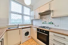Woodstock Road, London, N4 photo 9
