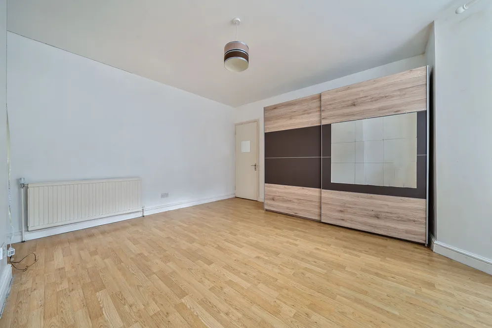Woodstock Road, London, N4 photo 15